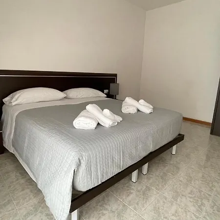 Lulit Garden West Apartamento Tortoreto