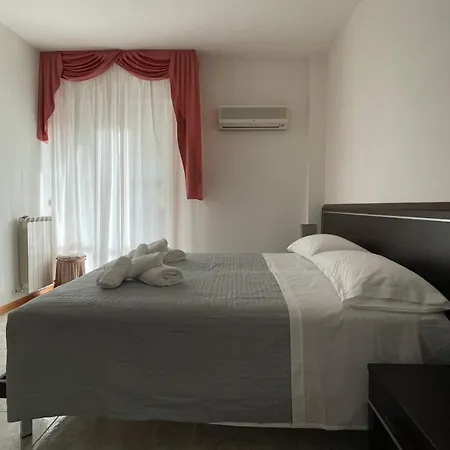 Apartamento Lulit Garden West *